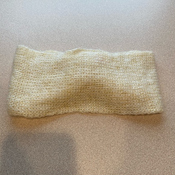 Ear wrap - Picture 3 of 3